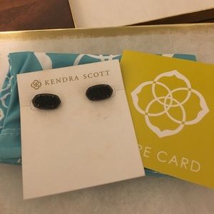 Kendra Scott Earrings in Black